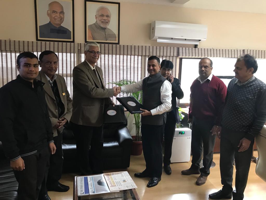 Pawan Hans Limited (PHL) and RGNAU have signed an MoU on 09 Feb 2022 to collaborate to offer Dual Aviation three years program